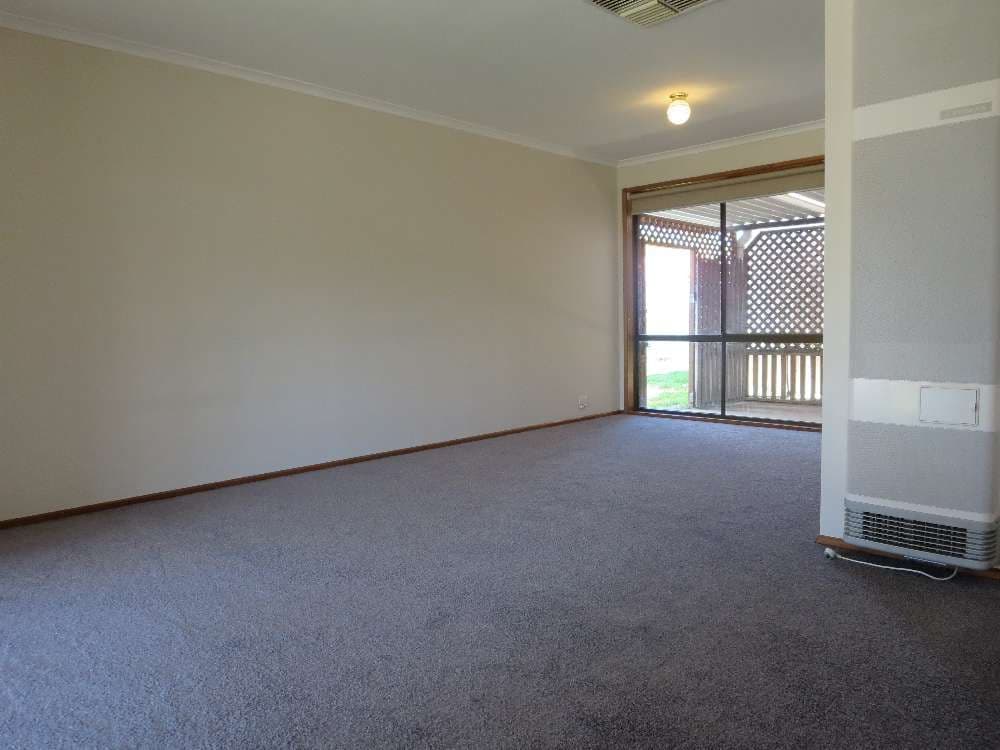 1 Kimberley Court, LAVINGTON NSW 2641, Lavington - Thumbnail 4