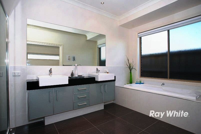 143 Aylmer Road, LYNDHURST VIC 3975, Lyndhurst - Thumbnail 7