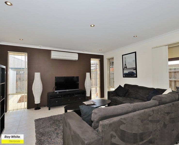 34b Parnham Avenue, ELLENBROOK WA 6069, Ellenbrook - Thumbnail 4