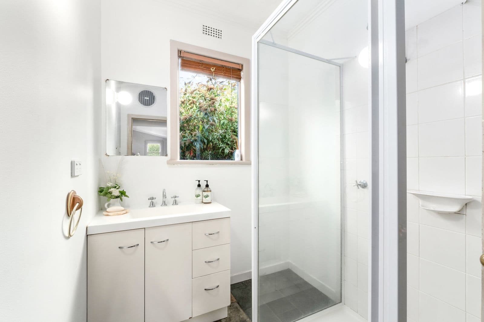 46 Skene Street, Colac VIC 3250, Colac - Thumbnail 6