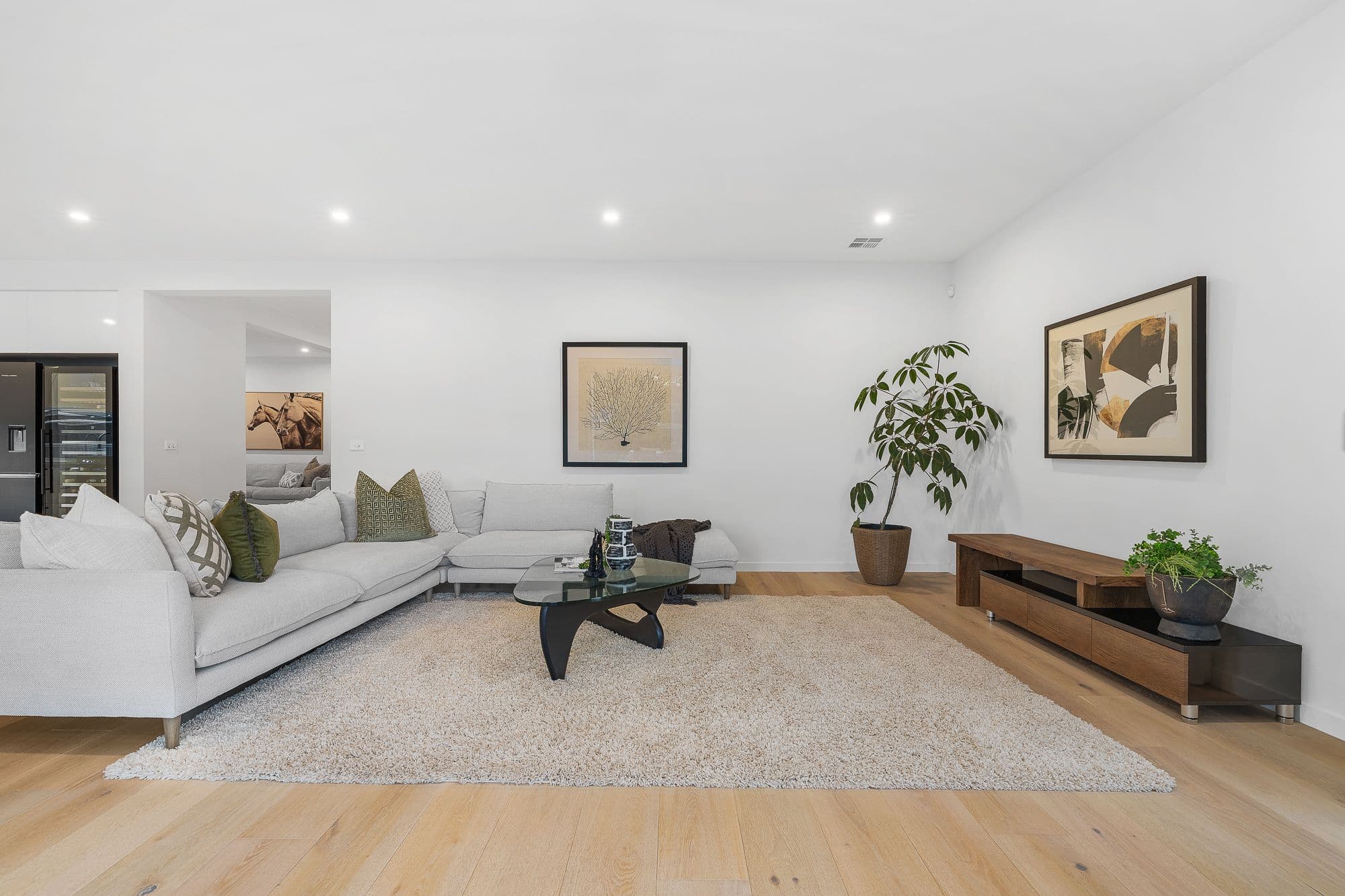 2 Enrica Place, Wheelers Hill VIC 3150, Wheelers Hill - Thumbnail 3