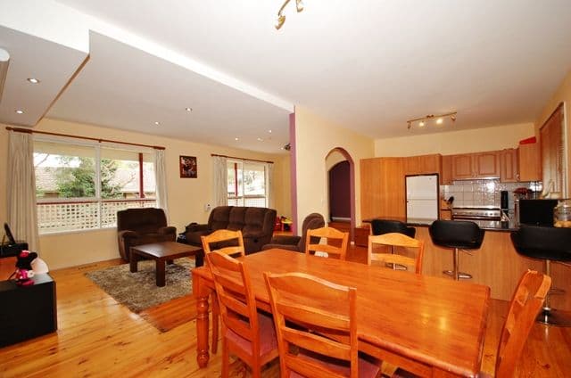 11 Crestview Close, MONTROSE VIC 3765, Montrose - Thumbnail 3