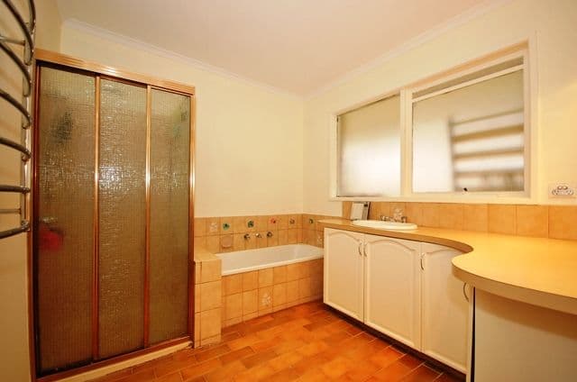 11 Crestview Close, MONTROSE VIC 3765, Montrose - Thumbnail 8