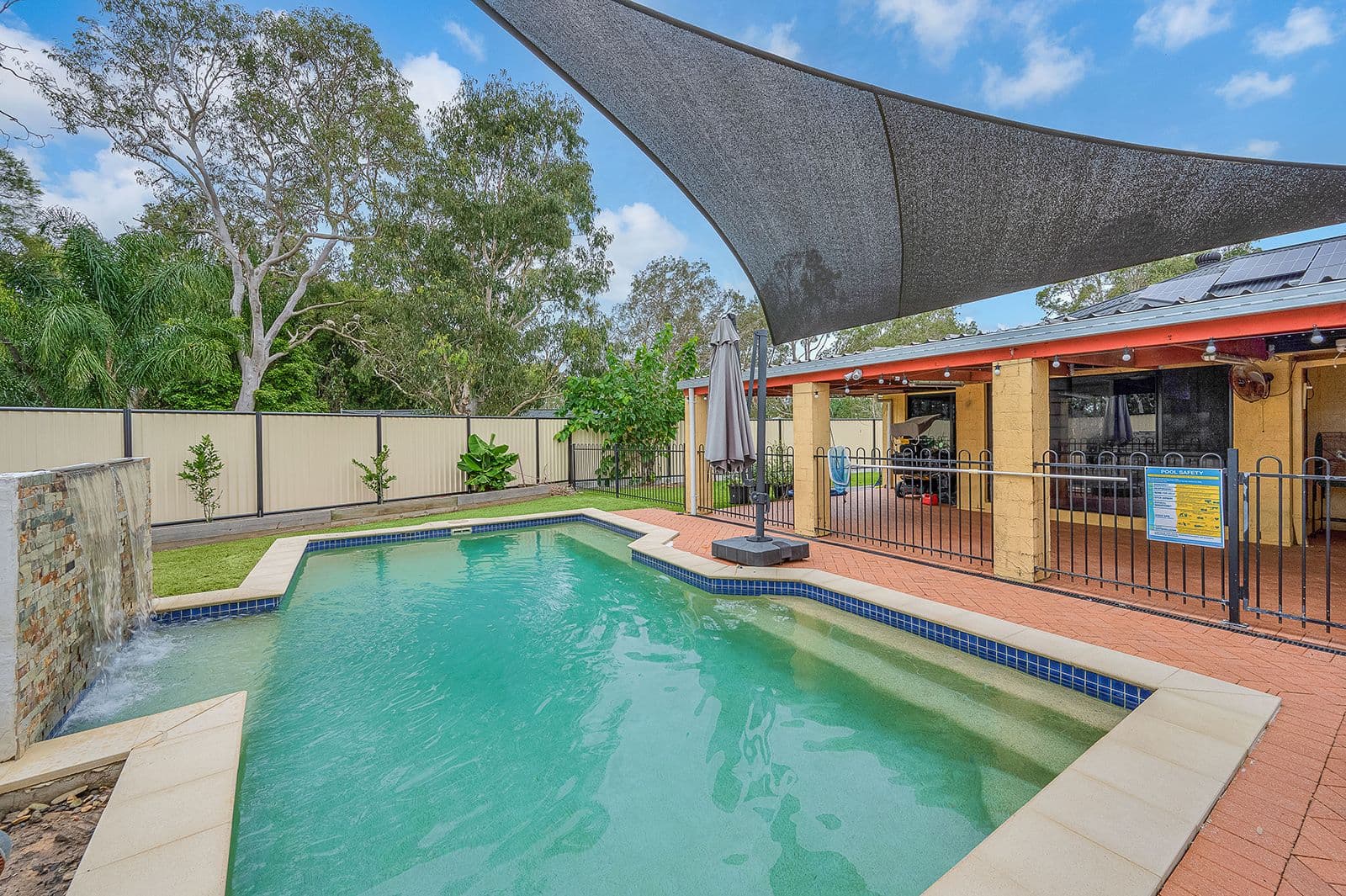 14 Sutherland Crescent, Morayfield QLD 4506, Morayfield - Thumbnail 3