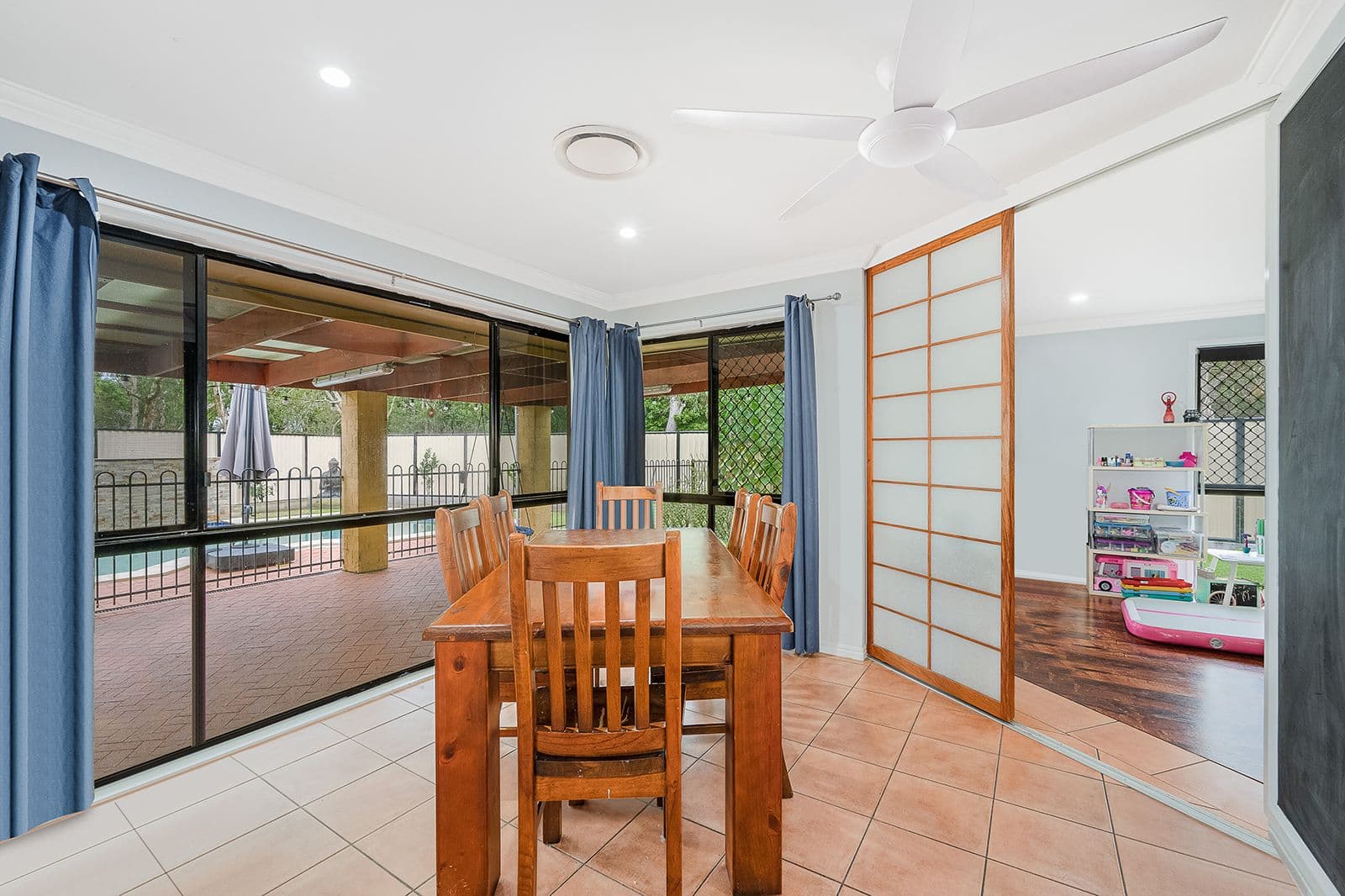 14 Sutherland Crescent, Morayfield QLD 4506, Morayfield - Thumbnail 8
