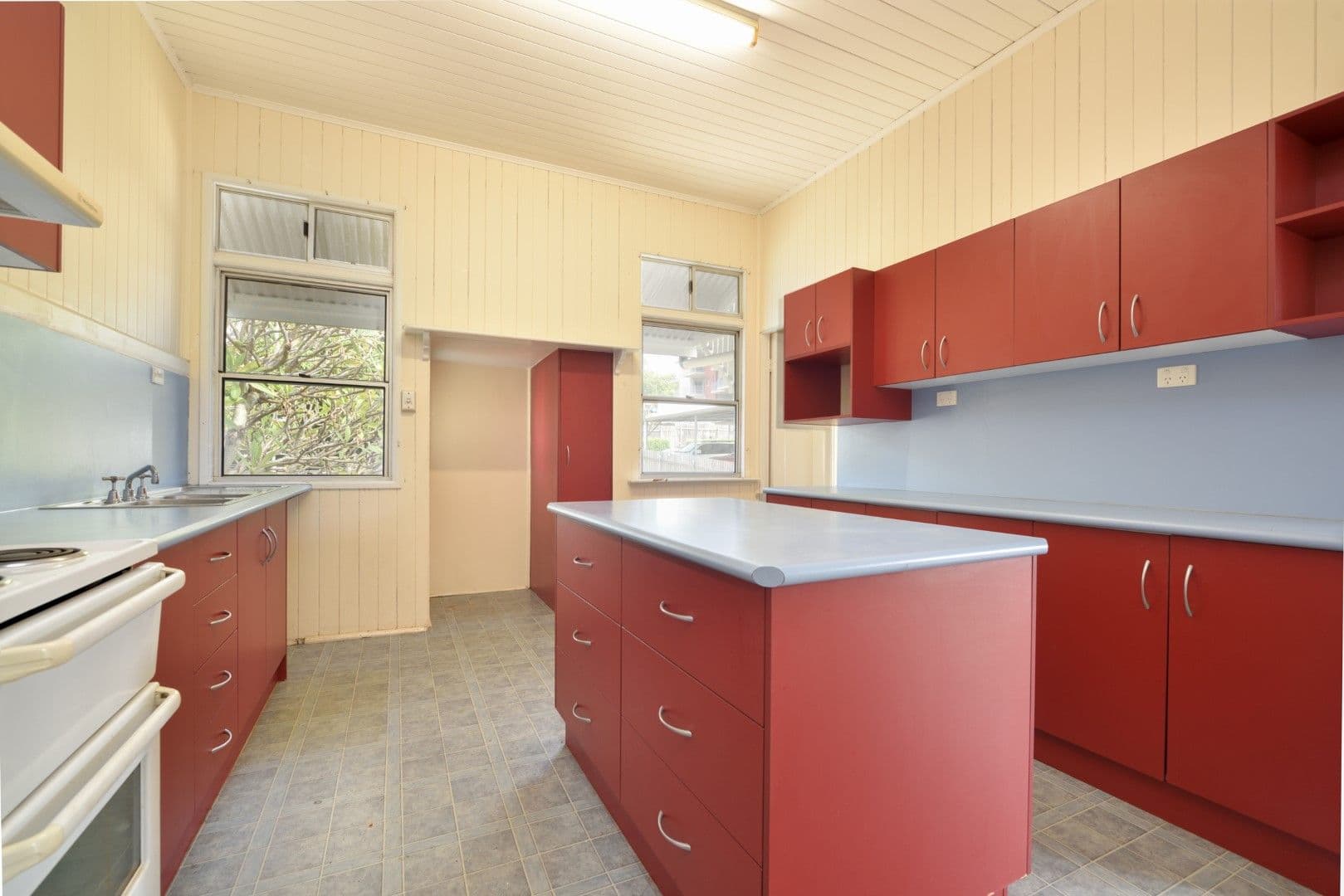 89 Auckland Street, Gladstone Central QLD 4680, Gladstone Central - Thumbnail 5