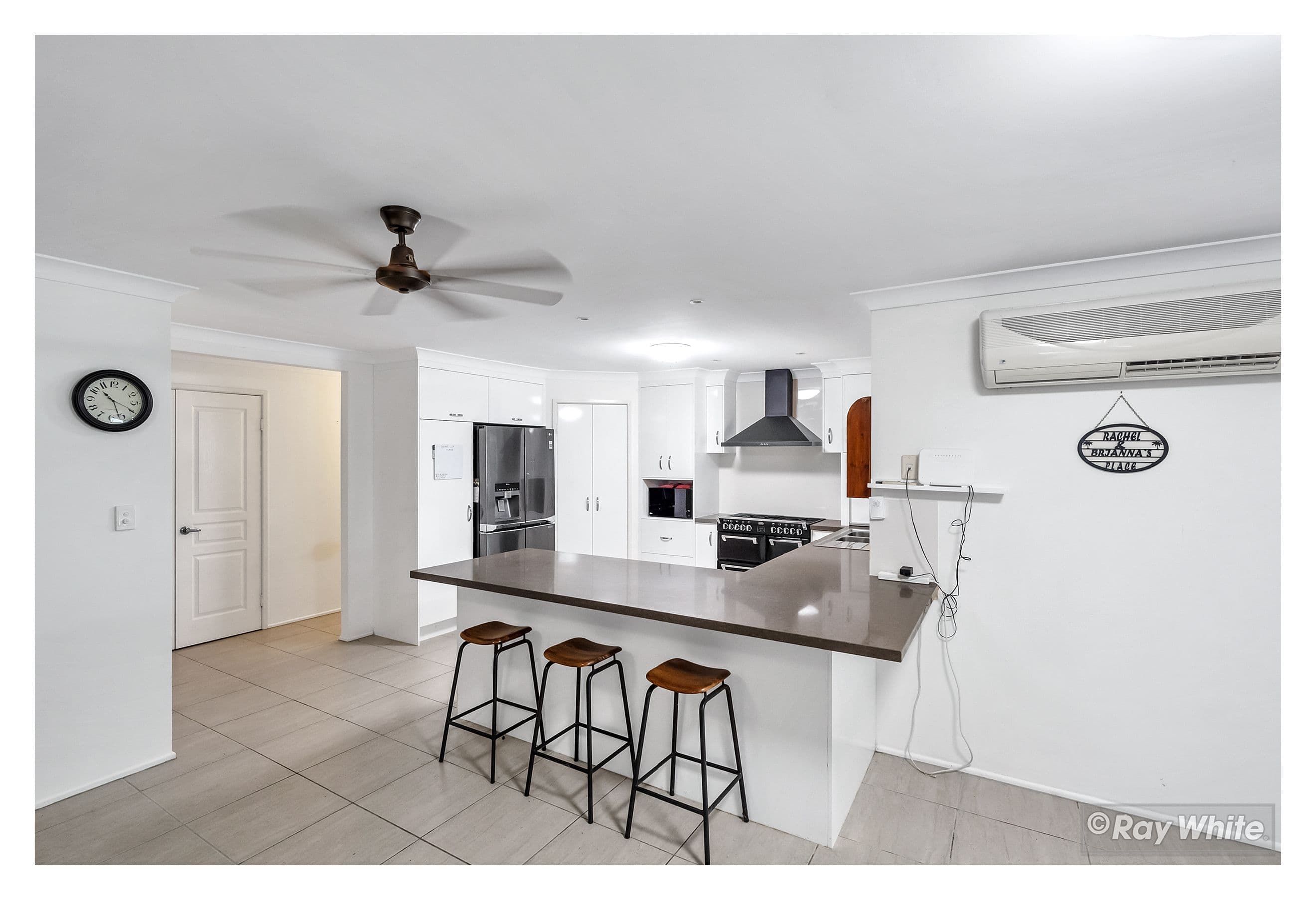 39 Agnew Avenue, Norman Gardens QLD 4701, Norman Gardens - Thumbnail 4