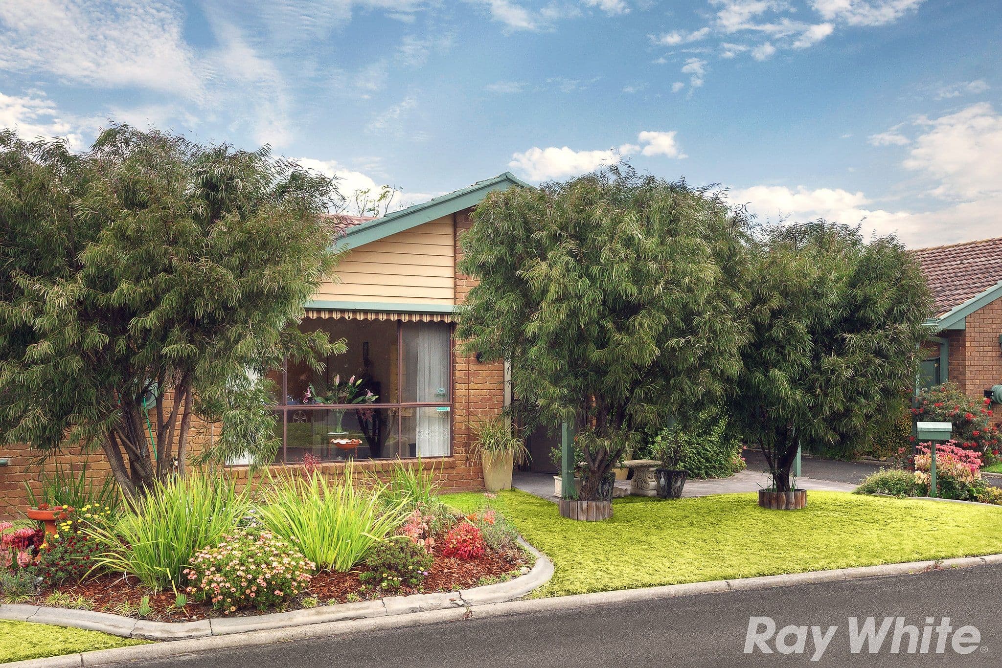 4 Everest Drive, Cheltenham VIC 3192, Cheltenham - Image 1