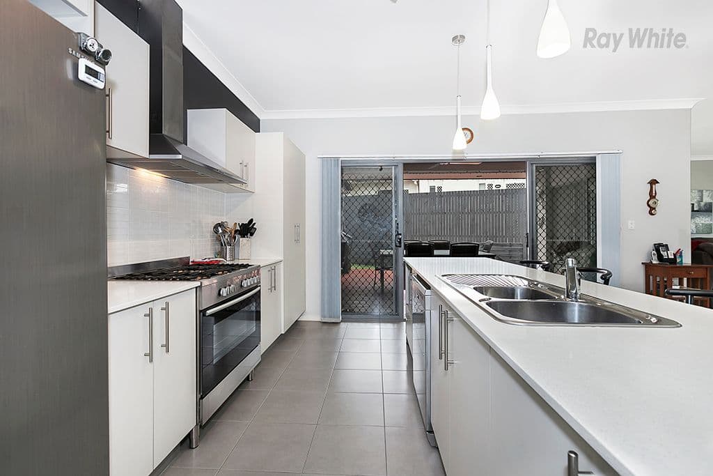 165 Nicklaus Parade, North Lakes QLD 4509, North Lakes - Thumbnail 2