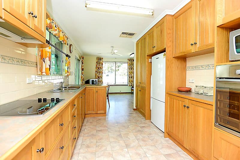 10 Leitch Avenue, PORT NOARLUNGA SA 5167, Port Noarlunga - Thumbnail 6