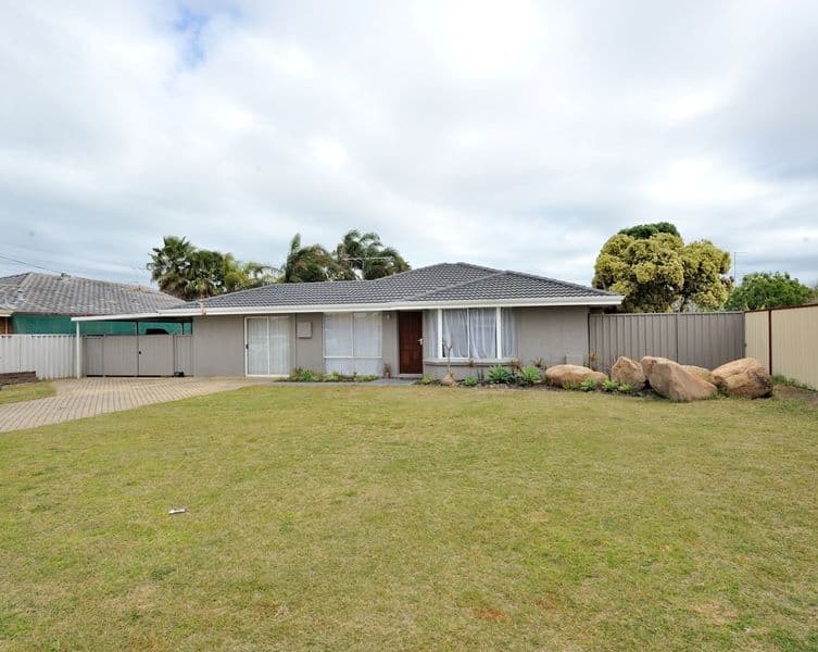 3 Jubilee Drive, WAIKIKI WA 6169, Waikiki - Thumbnail 2