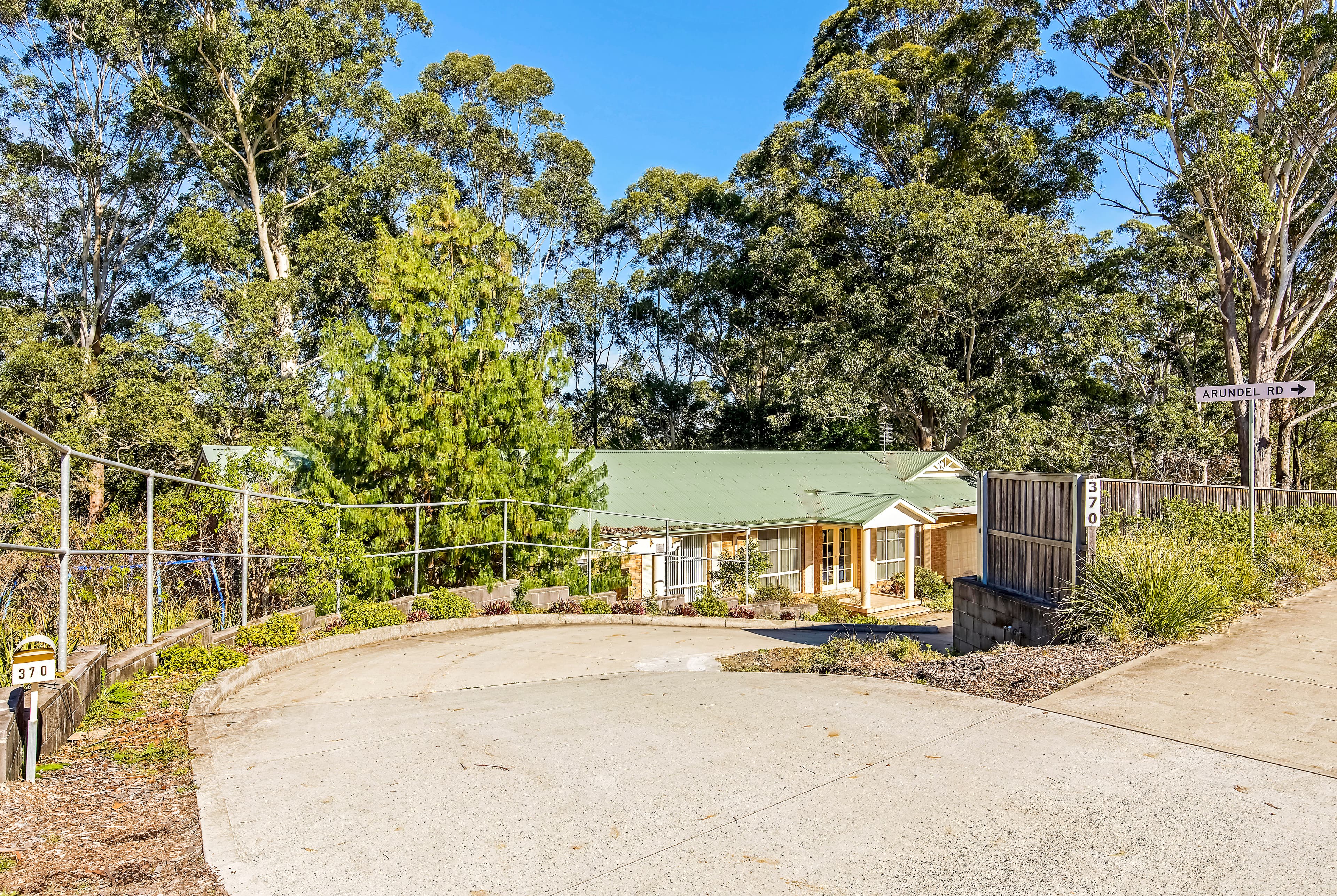 370 The Entrance Road, Erina Heights - Thumbnail 2