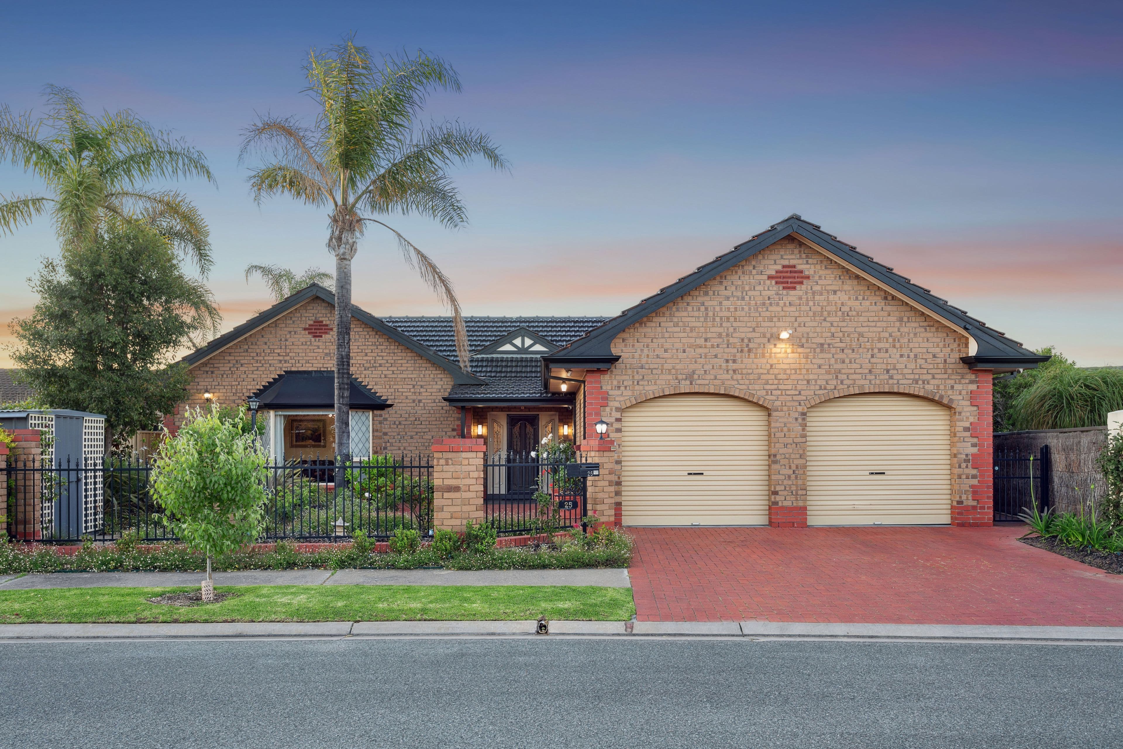 25 Lakeview Avenue, West Lakes SA 5021, West Lakes - Thumbnail 2