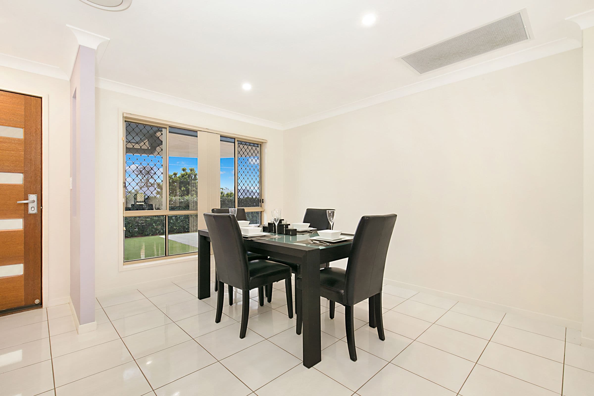 17 Francis Road, Shailer Park QLD 4128, Shailer Park - Thumbnail 4