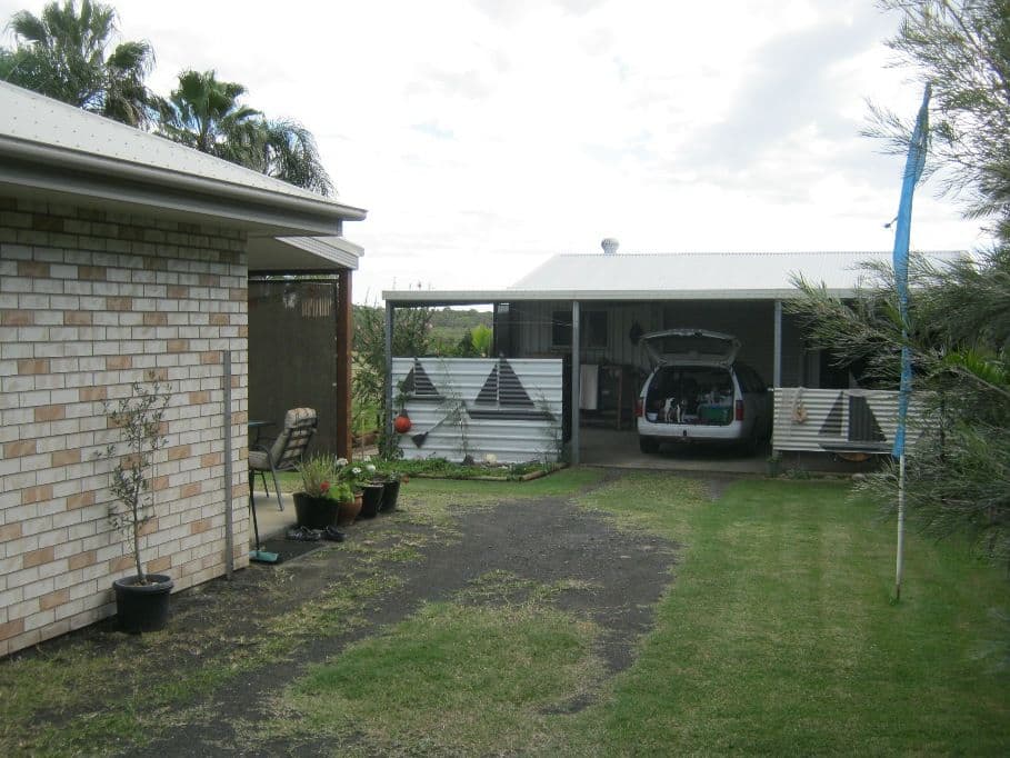 6 Bisdee Street, Coral Cove QLD 4670, Coral Cove - Thumbnail 6