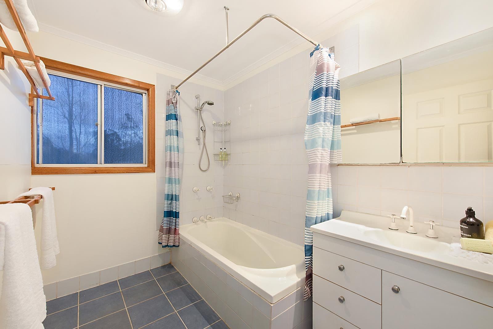 63-65 Adelong Avenue, Thagoona QLD 4306, Thagoona - Thumbnail 4