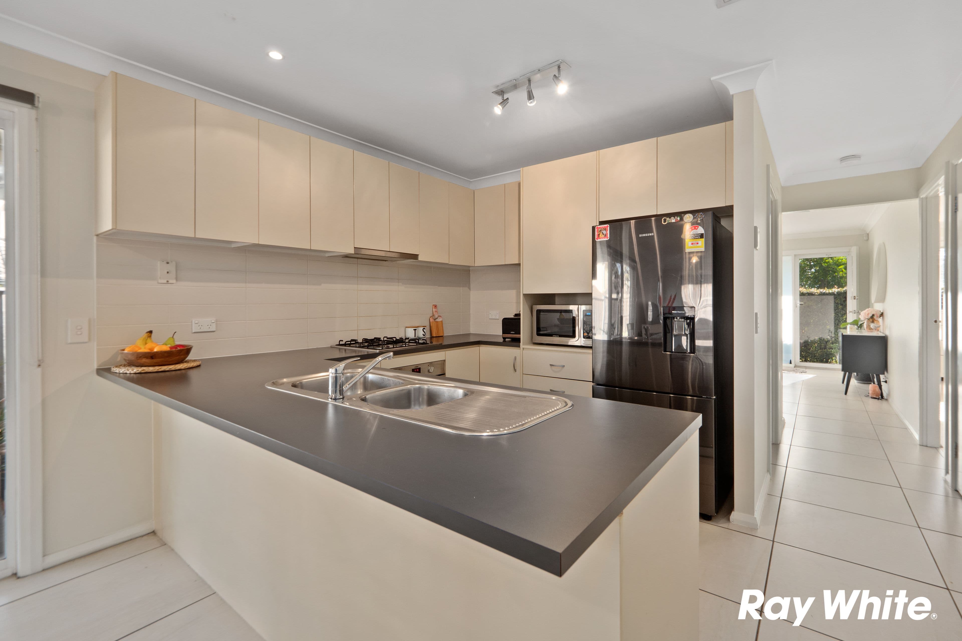 33 Ashtead Parade, Stanhope Gardens NSW 2768, Stanhope Gardens - Thumbnail 3