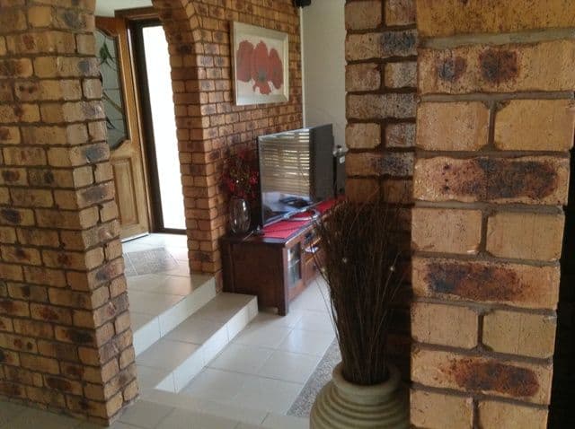13 Britton Street, TREBONNE QLD 4850, Trebonne - Thumbnail 8