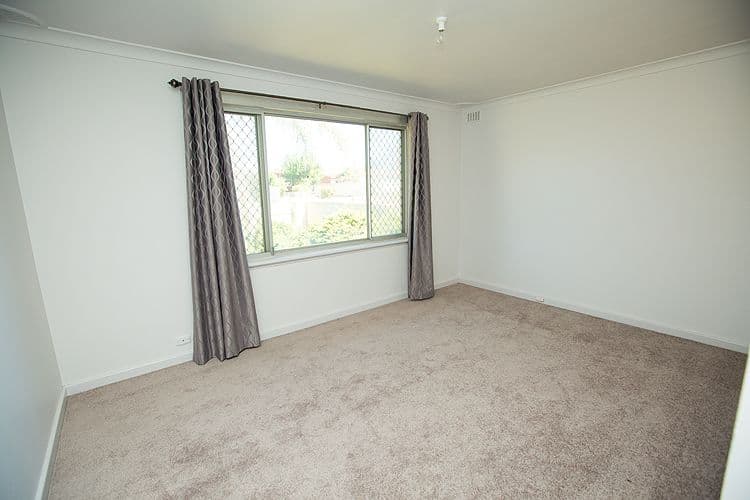 102 Kenny Crescent, Rangeway WA 6530, Rangeway - Thumbnail 6
