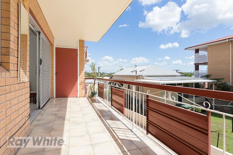 31 Ninth Avenue, COORPAROO QLD 4151, Coorparoo - Thumbnail 3