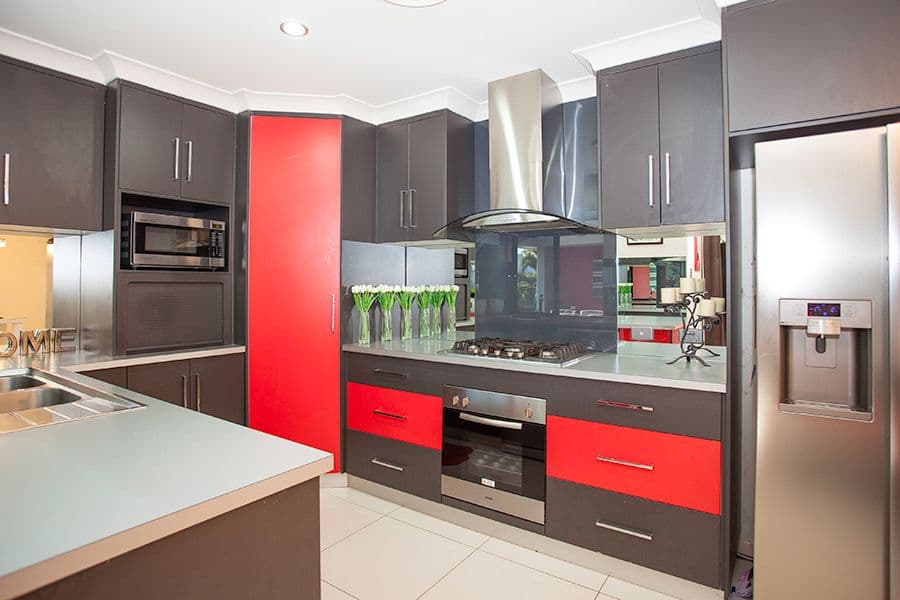 60 Gingham Street, GLENELLA QLD 4740, Glenella - Thumbnail 2