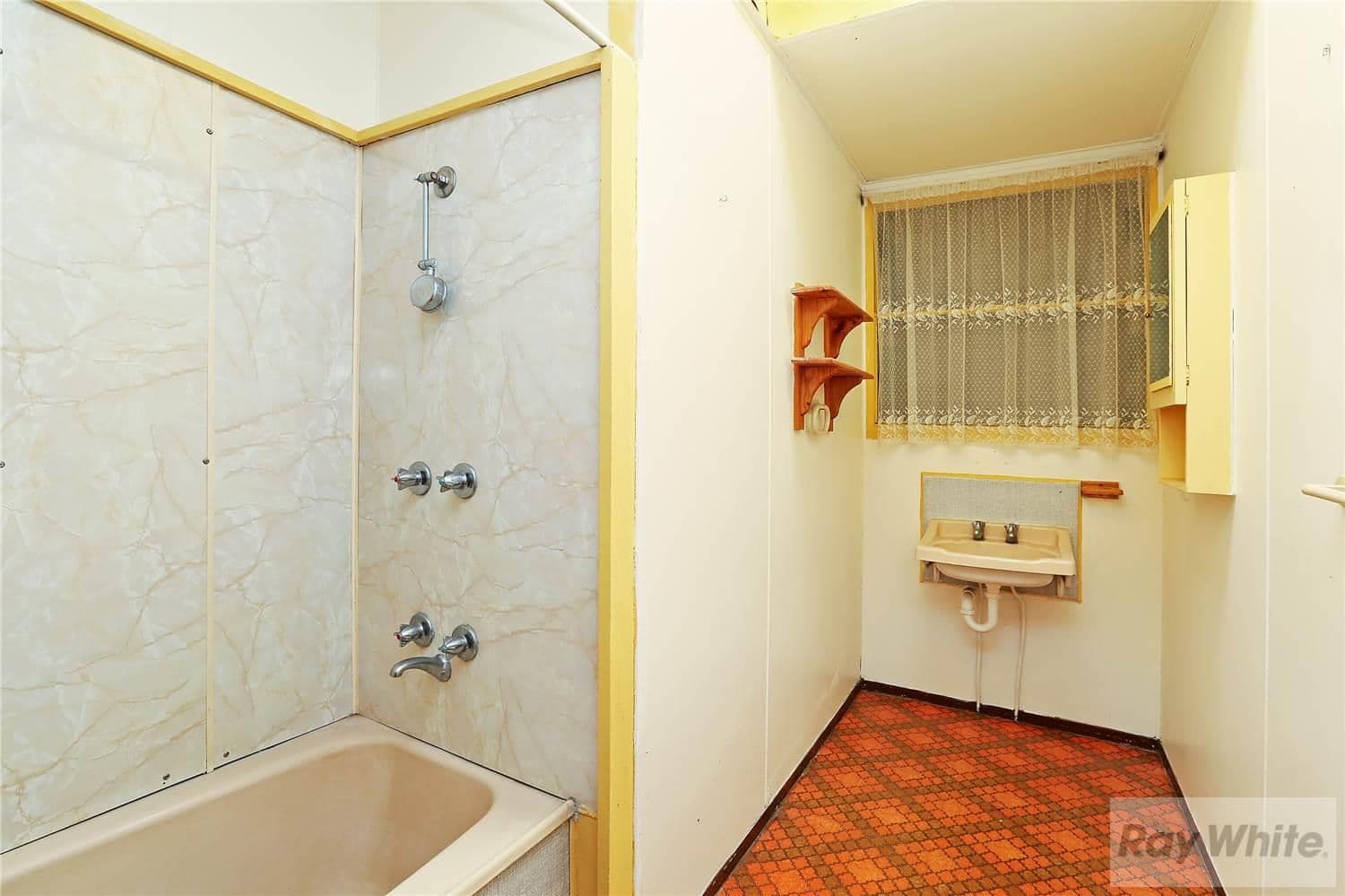 9 Howqua Court, CORIO VIC 3214, Corio - Thumbnail 7