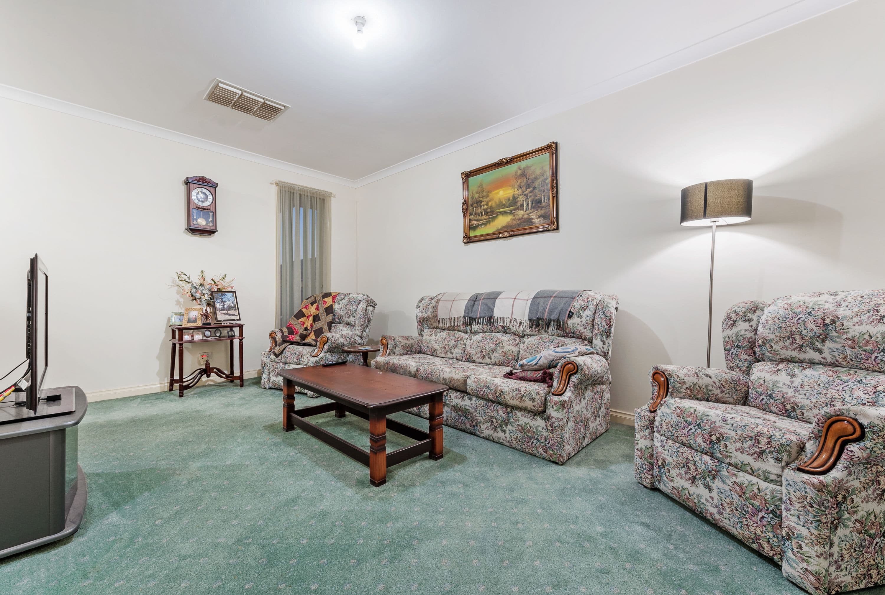 13 Elissa Way, St Albans VIC 3021, St Albans - Thumbnail 2