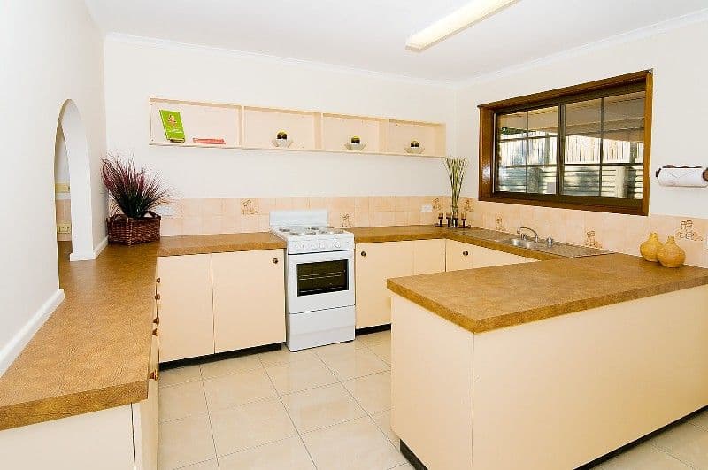 9 Batman Drive, REDBANK PLAINS QLD 4301, Redbank Plains - Thumbnail 4