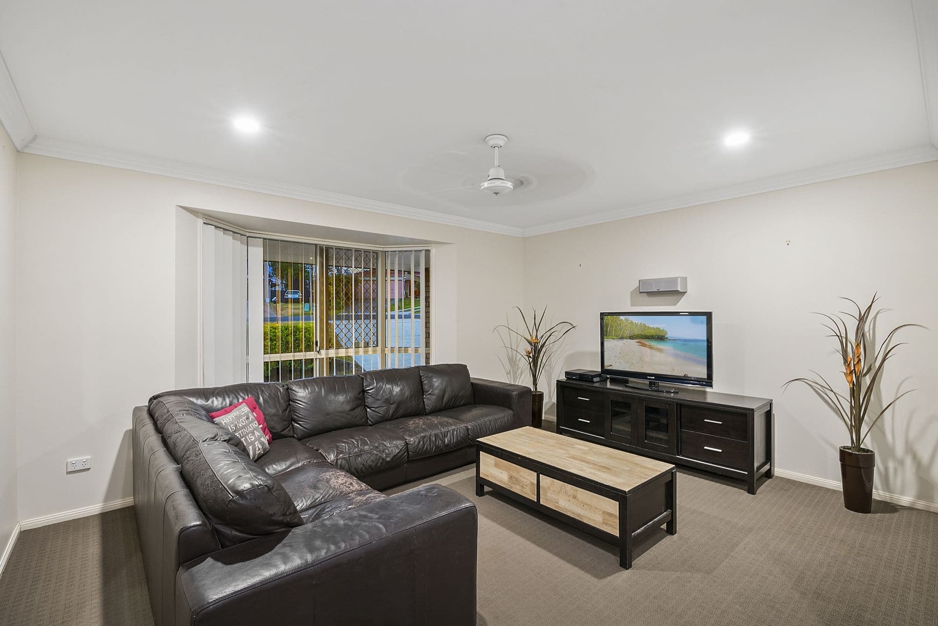 4 Shalom Court, Deception Bay QLD 4508, Deception Bay - Thumbnail 3