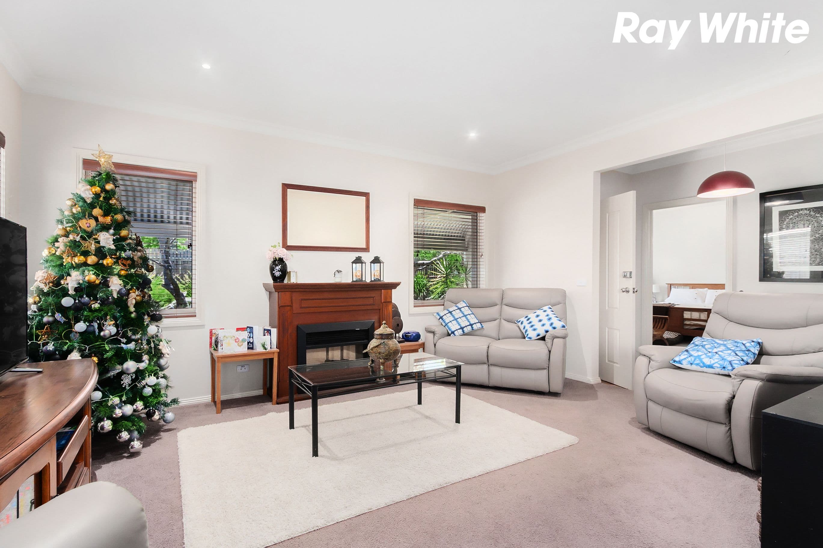 35 Princes Highway, Pakenham VIC 3810, Pakenham - Thumbnail 2