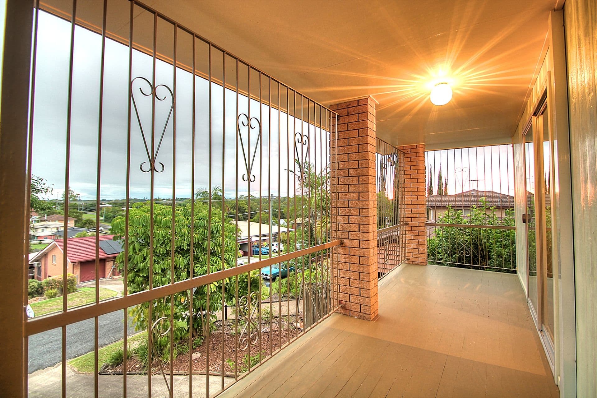 13 McKenzie Street, Bundamba QLD 4304, Bundamba - Thumbnail 2