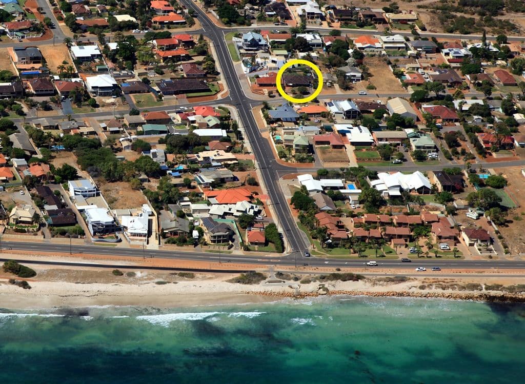 66 Simpson Street, BERESFORD WA 6530, Beresford - Thumbnail 2