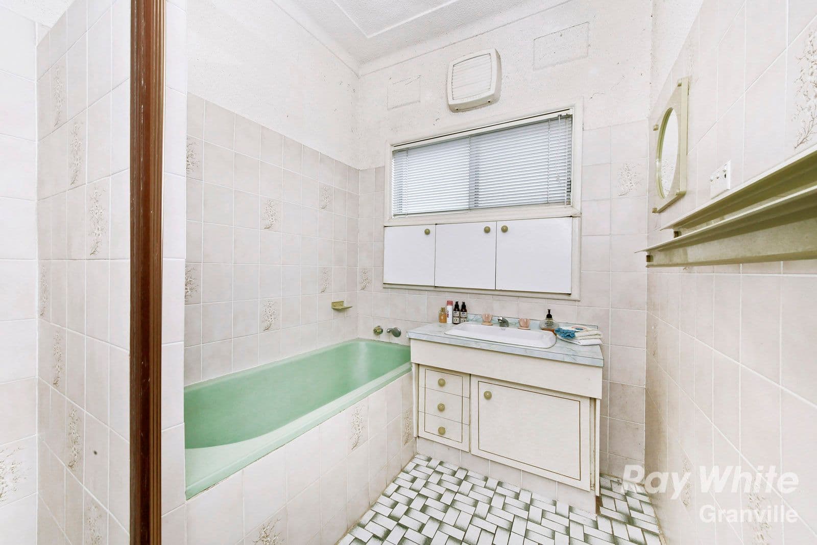24 Stafford Street, Granville NSW 2142, South Granville - Thumbnail 4