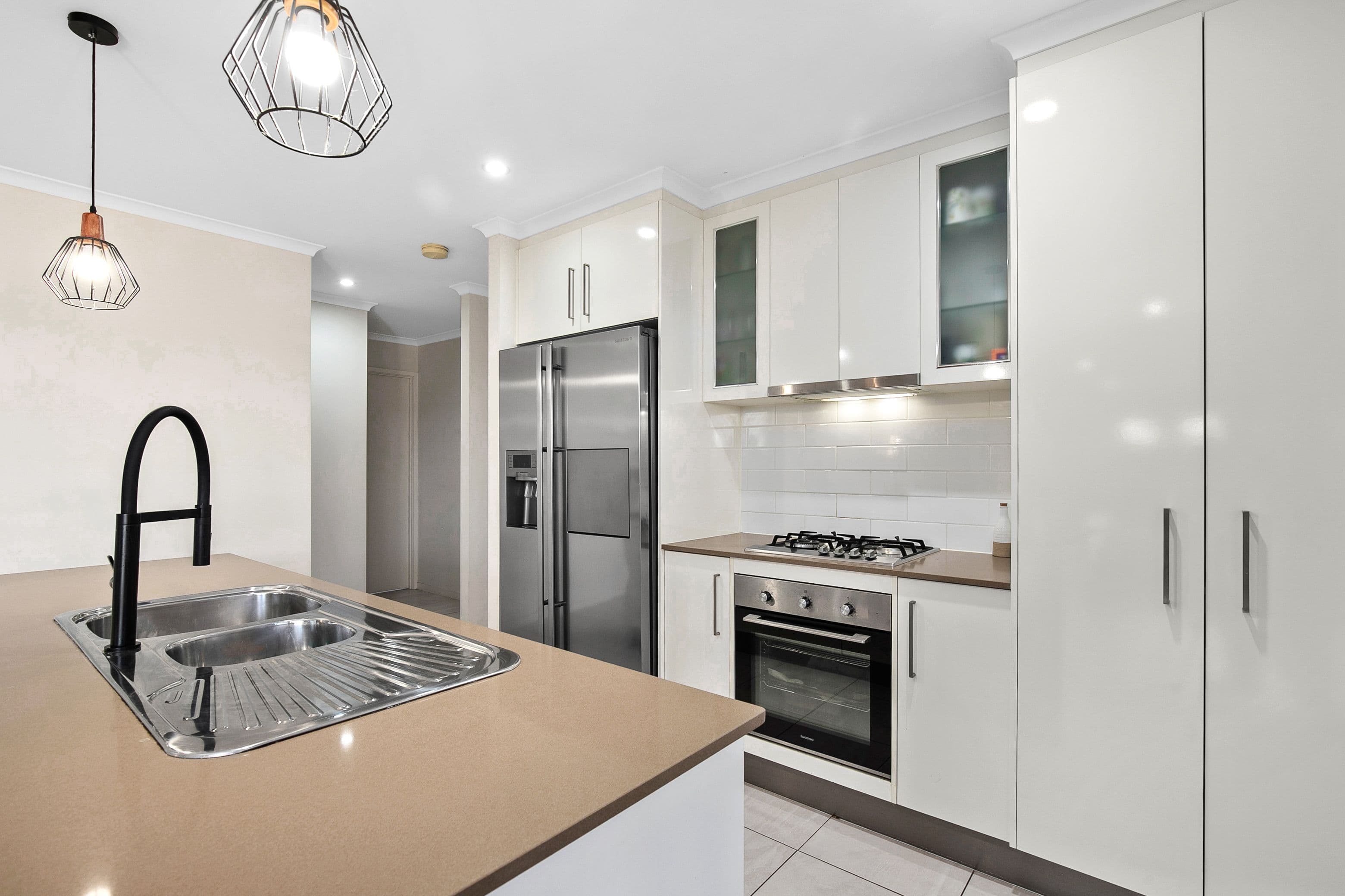 54 Kassidy Drive, Emerald QLD 4720, Emerald - Thumbnail 6