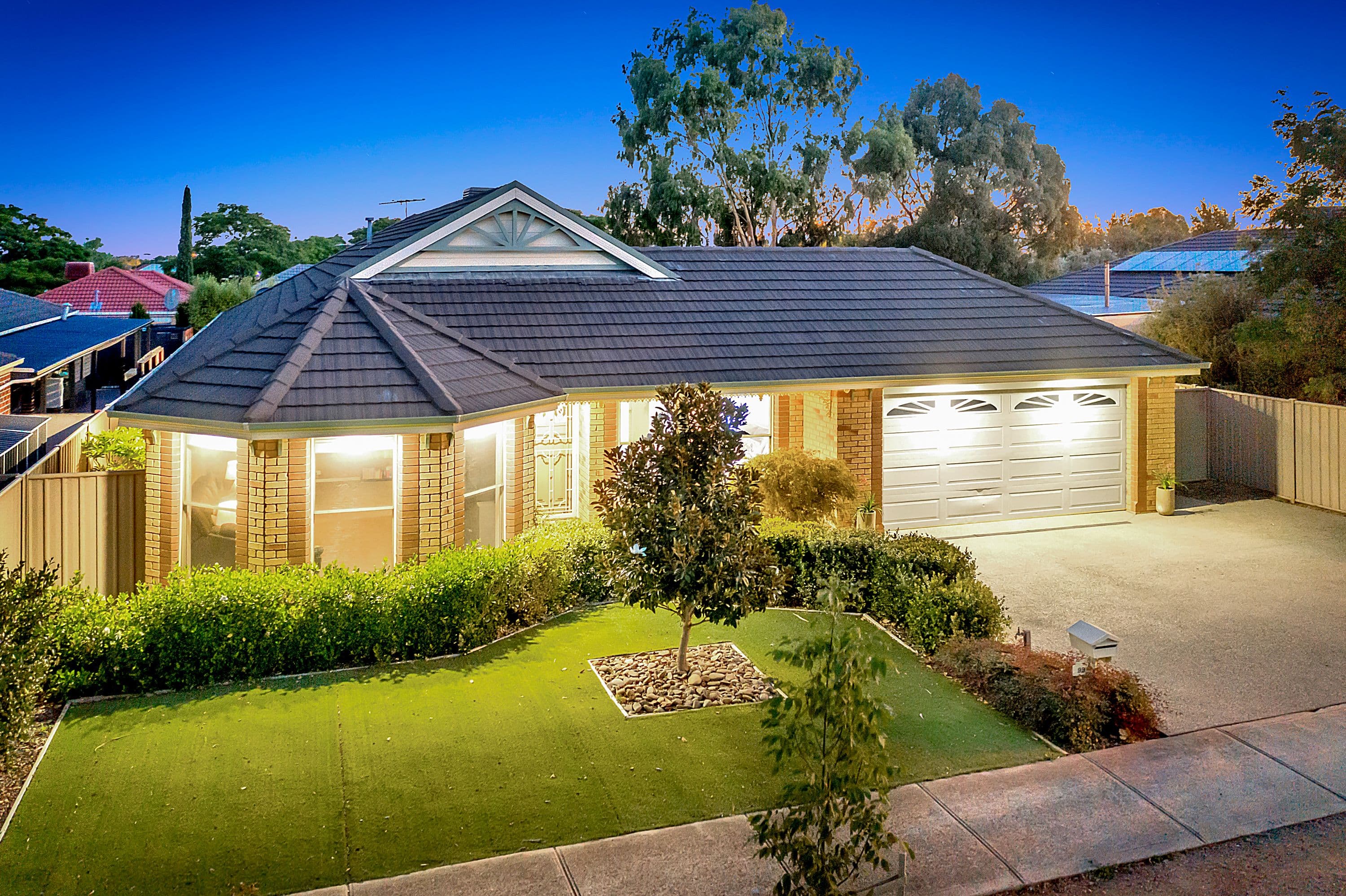 99 Hamilton Hume Parade, Craigieburn VIC 3064, Craigieburn - Thumbnail 2