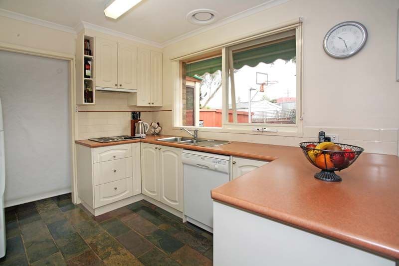 4 Arundel Court, MULGRAVE VIC 3170, Mulgrave - Thumbnail 2