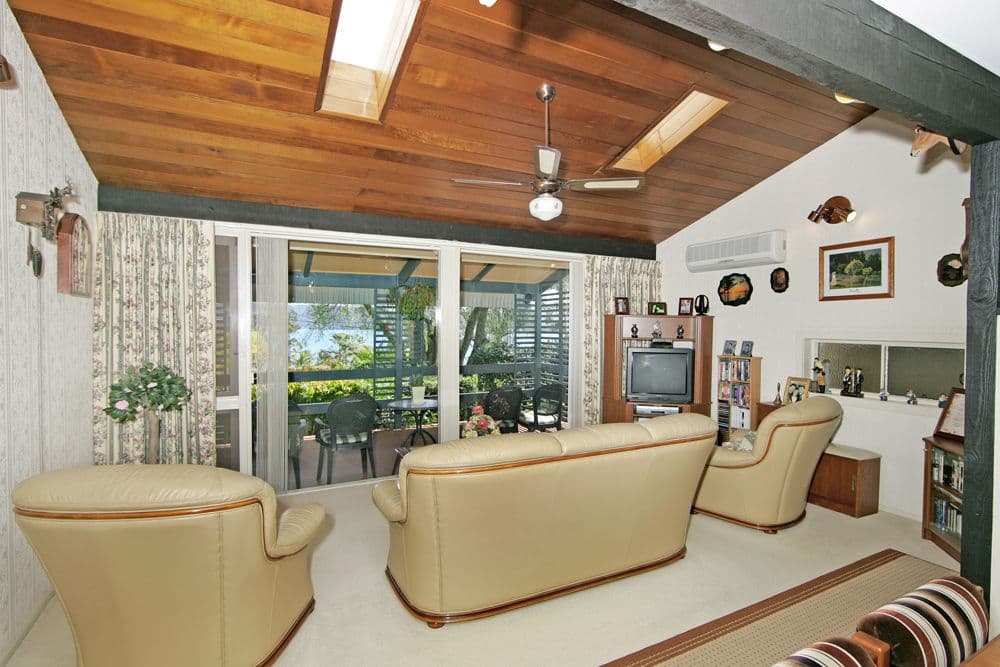 296 Avoca Drive, GREEN POINT NSW 2251, Green Point - Thumbnail 2