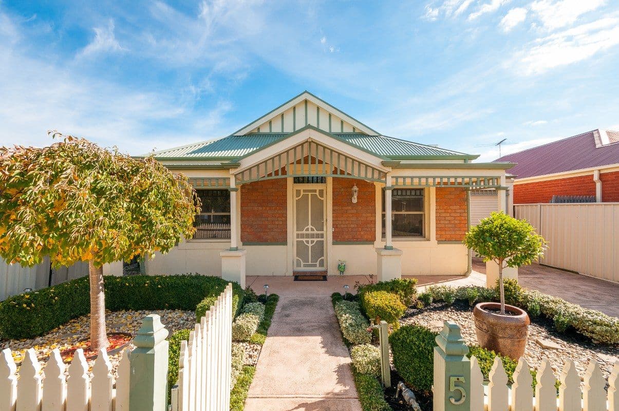 5 Parkstone View, CRAIGIEBURN VIC 3064, Craigieburn - Image 1