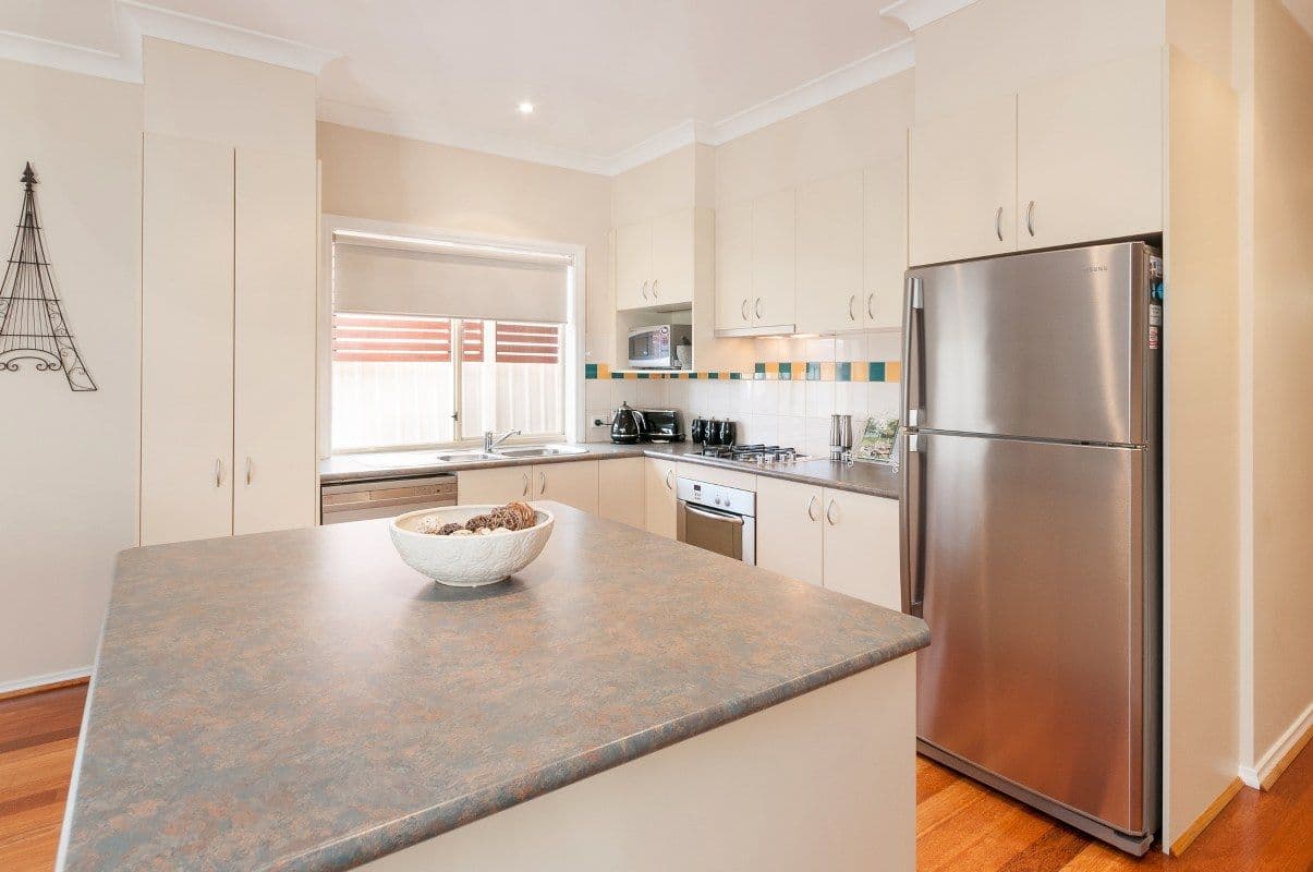 5 Parkstone View, CRAIGIEBURN VIC 3064, Craigieburn - Thumbnail 2