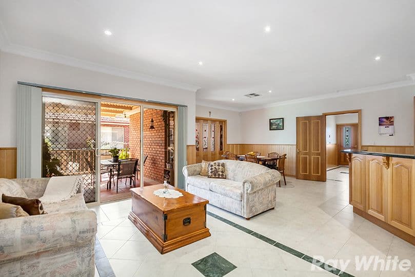 5 Bellows Street, South Morang VIC 3752, South Morang - Thumbnail 3