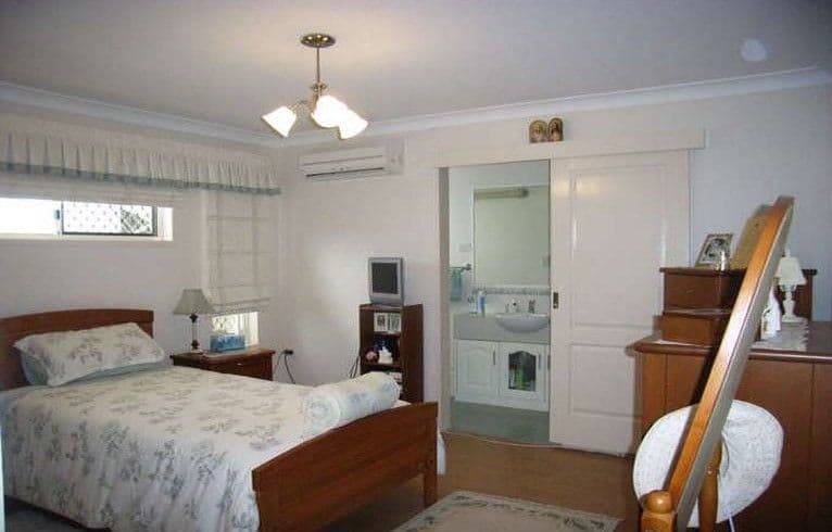 36 Dunbar Street, MARGATE QLD 4019, Margate - Thumbnail 5