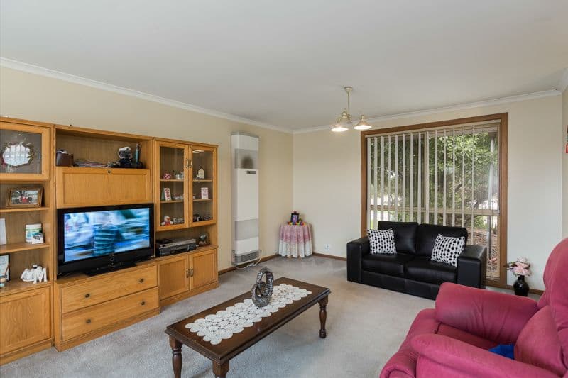 69 Barries Road, Melton VIC 3337, Melton - Thumbnail 4