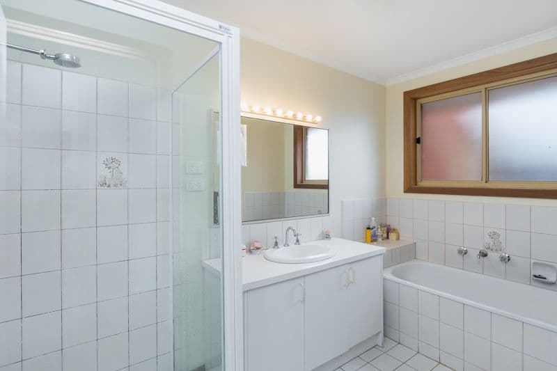 69 Barries Road, Melton VIC 3337, Melton - Thumbnail 7