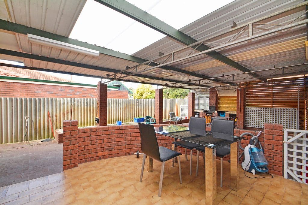 6 Brookland Crescent, Marangaroo WA 6064, Marangaroo - Thumbnail 6