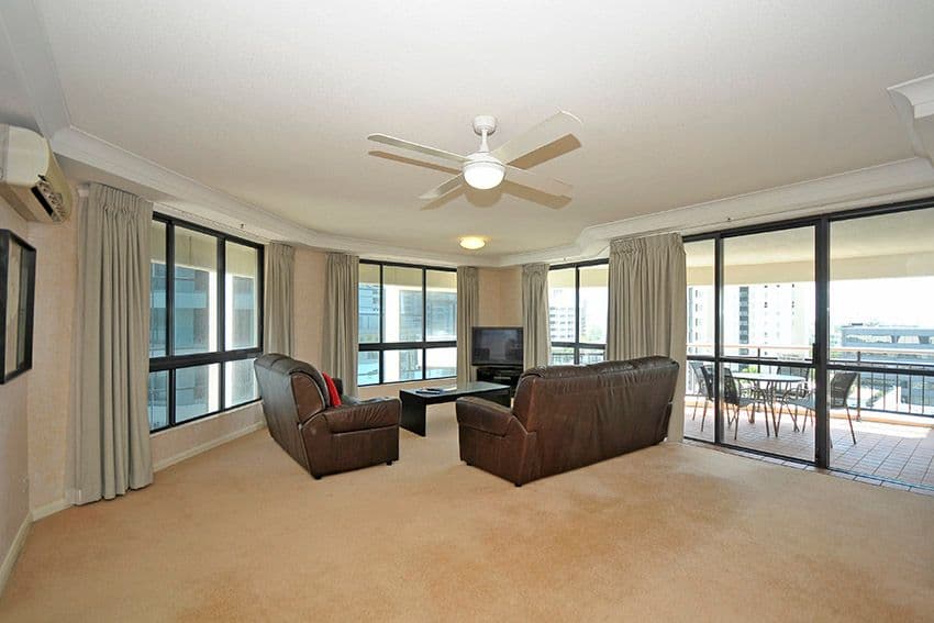Apartment 09-1 'Victoria Square', 15 Victoria Avenue, Broadbeach QLD 4218, Broadbeach - Thumbnail 3