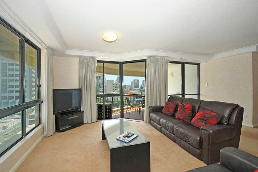 Apartment 09-1 'Victoria Square', 15 Victoria Avenue, Broadbeach QLD 4218, Broadbeach - Thumbnail 4