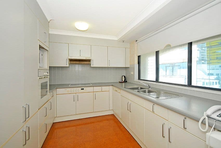 Apartment 09-1 'Victoria Square', 15 Victoria Avenue, Broadbeach QLD 4218, Broadbeach - Thumbnail 8