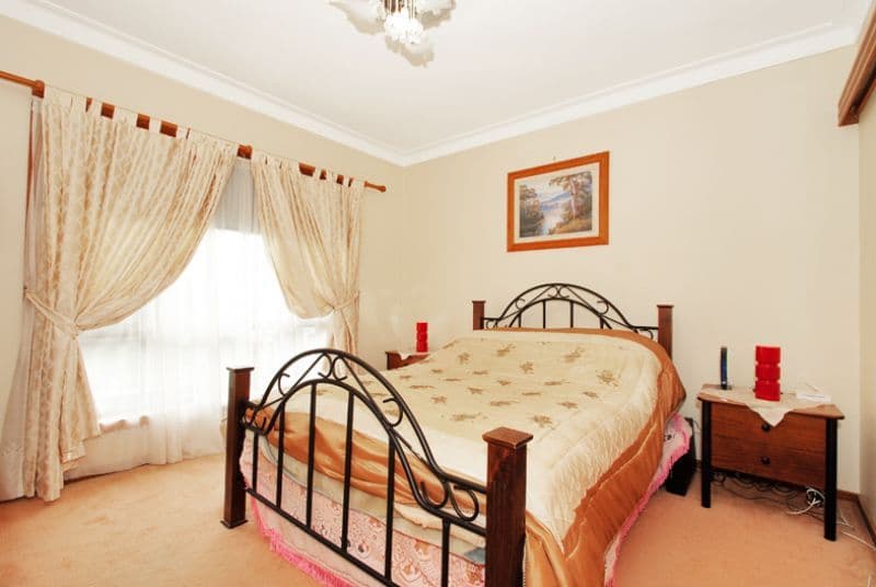 44 Stonehaven Drive, THOMASTOWN VIC 3074, Thomastown - Thumbnail 4