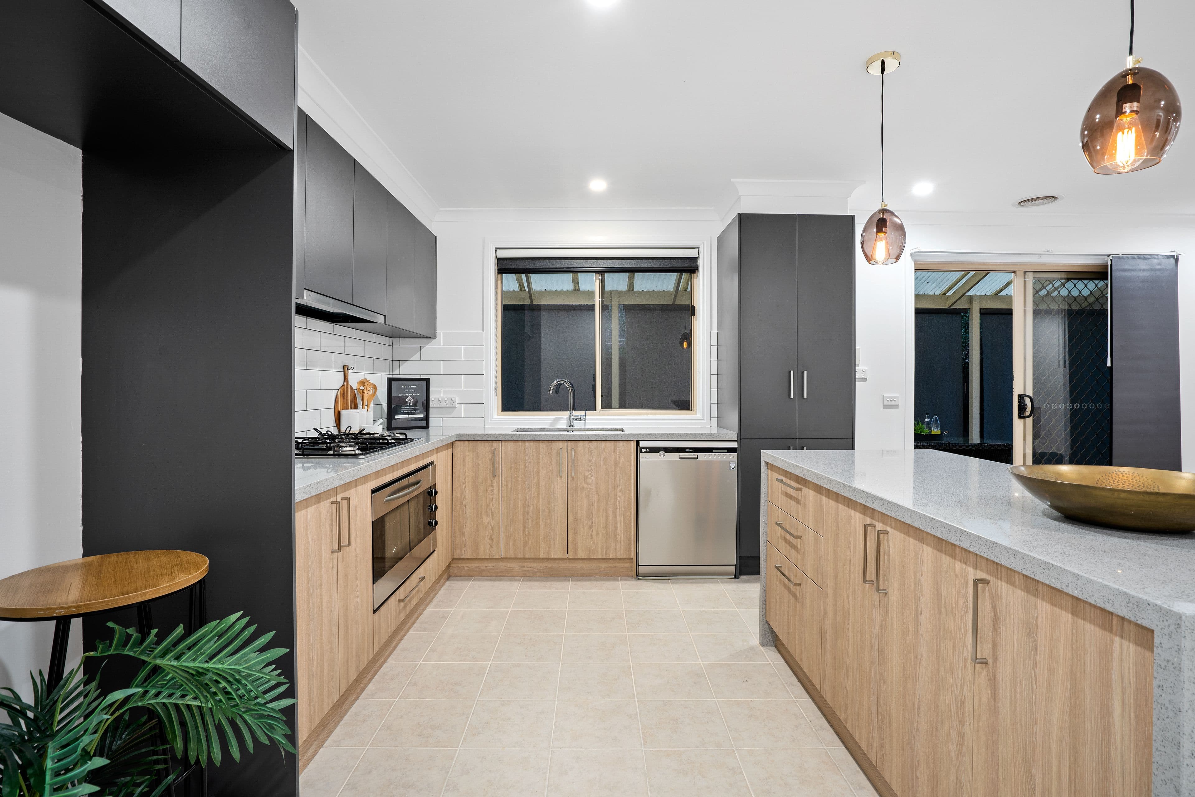 55 Highview Drive, South Morang VIC 3752, South Morang - Thumbnail 5