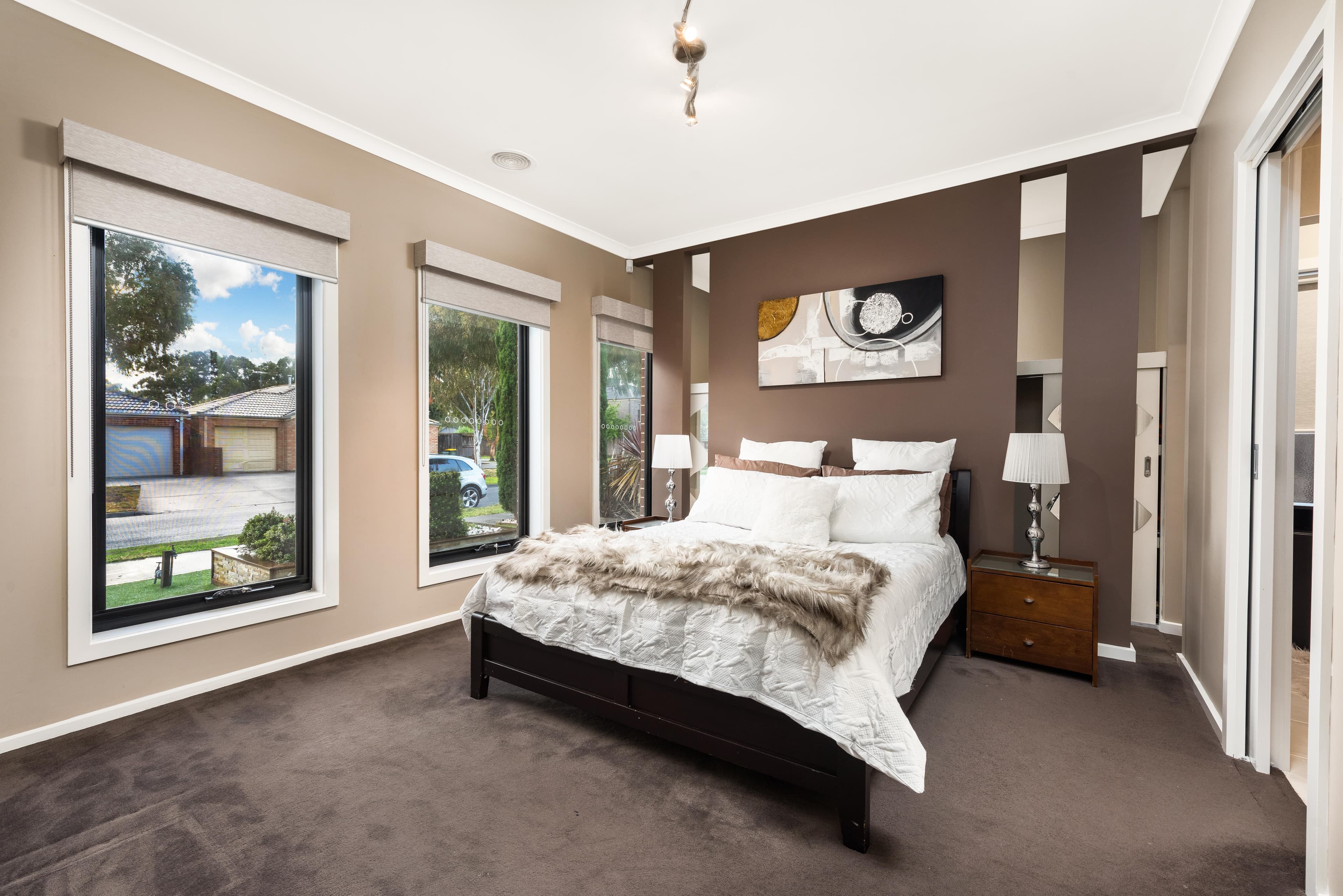 17 Fitzgerald Drive, South Morang VIC 3752, South Morang - Thumbnail 7